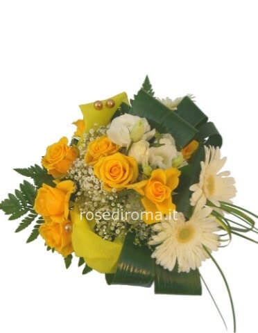 Composizione Di Rose E Fiori Assortiti.